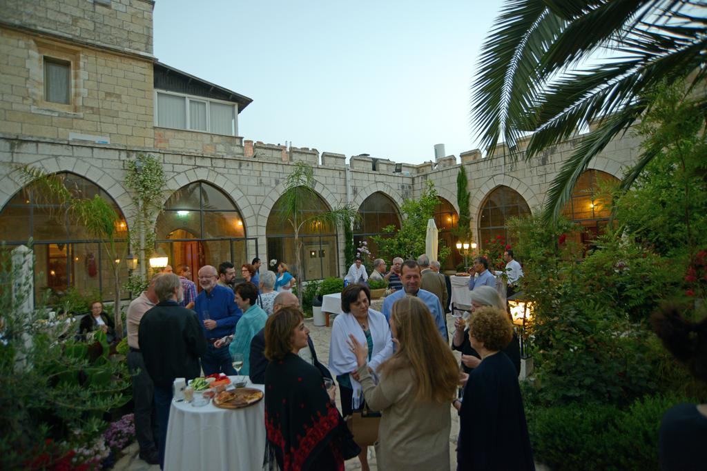 St. George’s Cathedral Pilgrim Guesthouse – Jerusalem Exterior foto